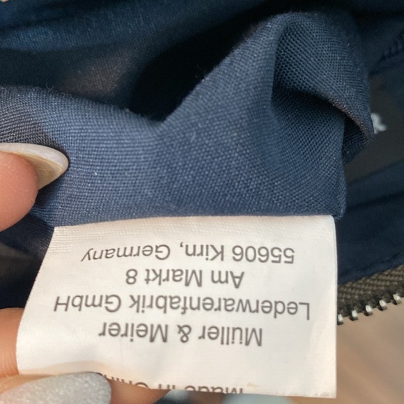 Gerry Weber | Woven Tan Brown Suede Looking Handbag - multi pocket - Picture 7 of 7